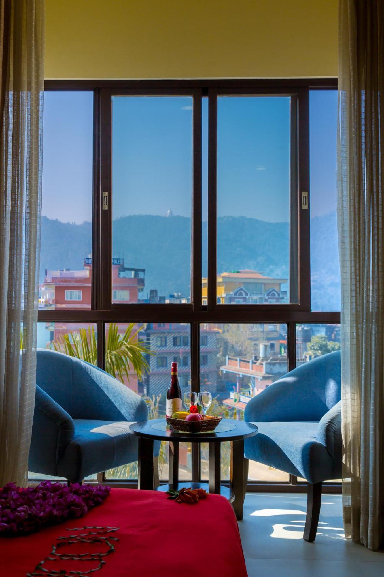 ตุกี รีสอร์ต Hotel โพคารา ภายนอก รูปภาพ