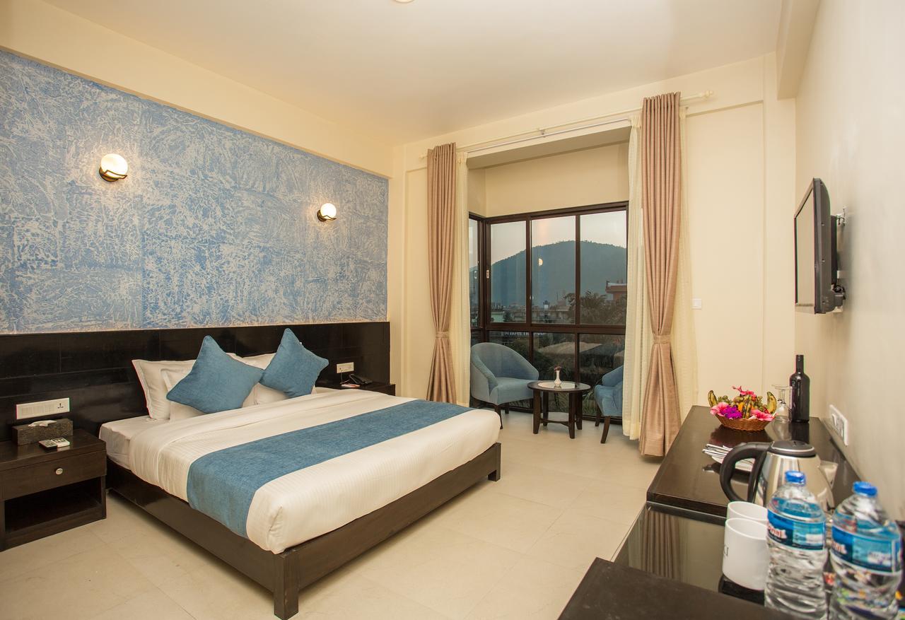 ตุกี รีสอร์ต Hotel โพคารา ภายนอก รูปภาพ