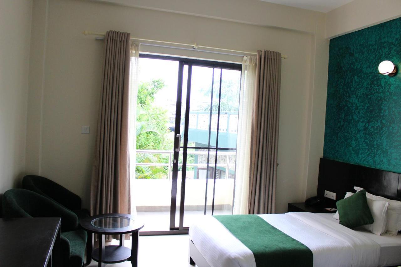 ตุกี รีสอร์ต Hotel โพคารา ภายนอก รูปภาพ