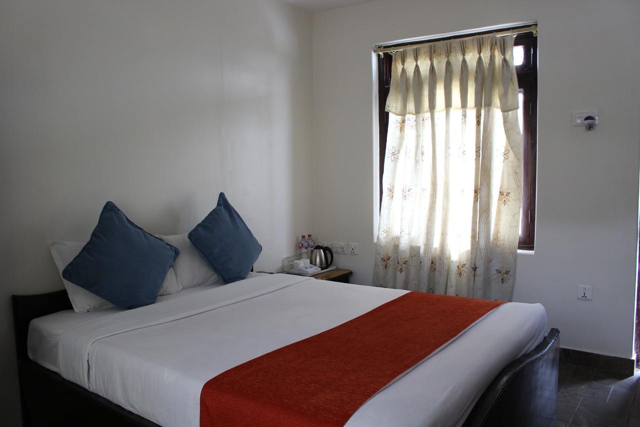 ตุกี รีสอร์ต Hotel โพคารา ภายนอก รูปภาพ